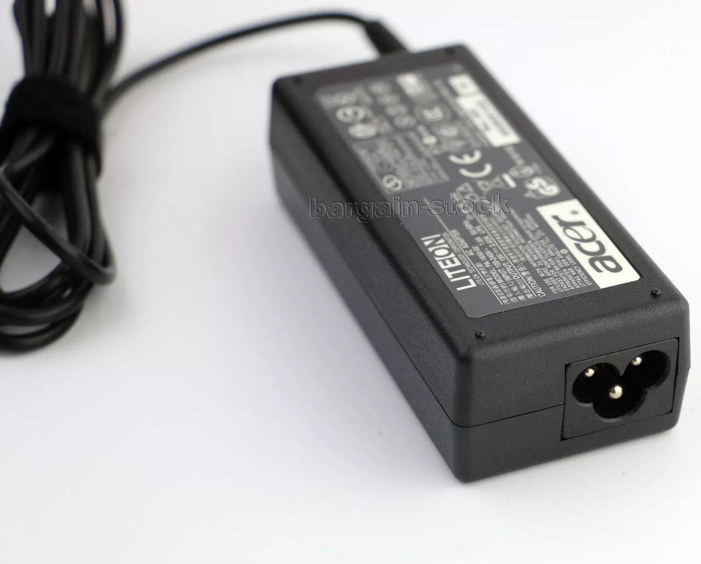 Cargador Acer 19.0V 7.1A 135W ADP-135KB
